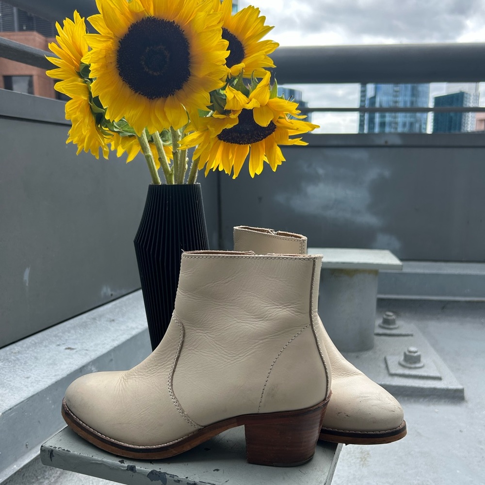 Urban Outfitters Ankle Booties
